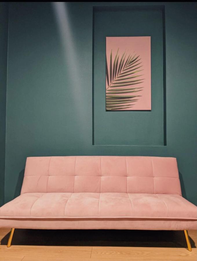 Green Rooms 库塔伊西 外观 照片